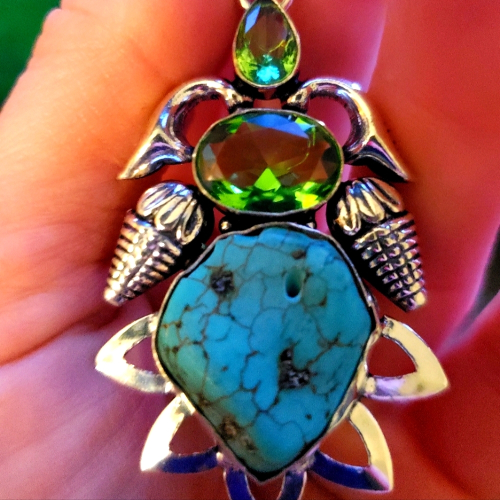 New Turquoise, Tsavorite and Peridot 925 Silver Pendant.